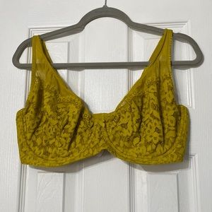 Lacey bra